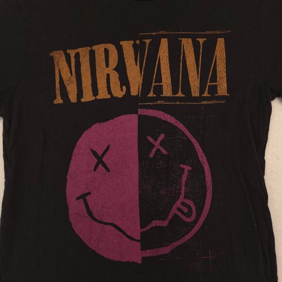 Nirvana Band Casual Crew Neck Graphic T-Shirt Adult Mens Size Small S Black - Picture 4 of 9